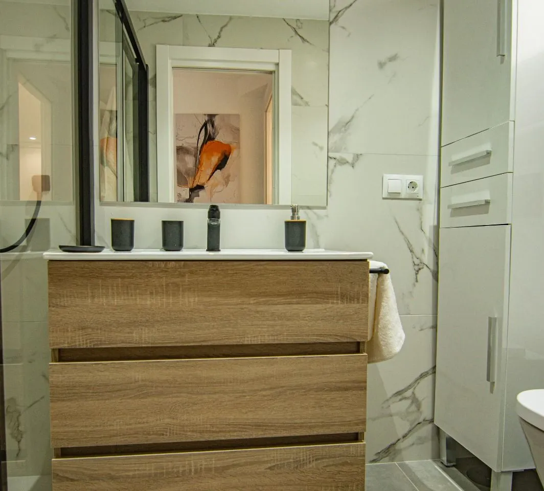 01948c1f-e522-494e-9b83-7447e4bdf50f