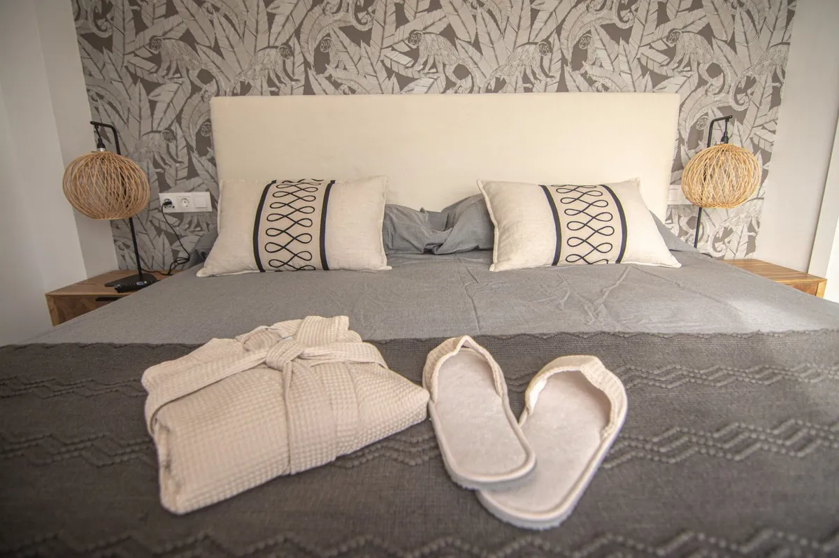 7c1a1ecf-7de1-484b-94a6-f4bb1332f1b8