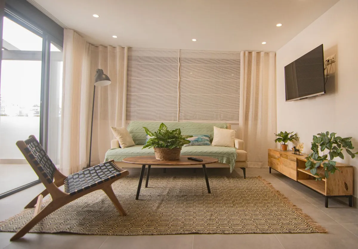 8c303804-b650-4963-ac9c-0b576cab1494