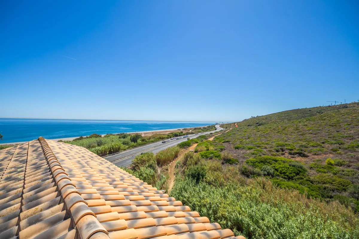 1e169530-fa33-431e-a16f-261b59ec58e8