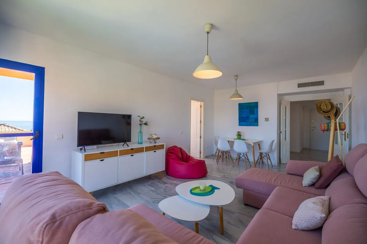 207502ef-9513-4847-8c33-9436a3d1c6e3