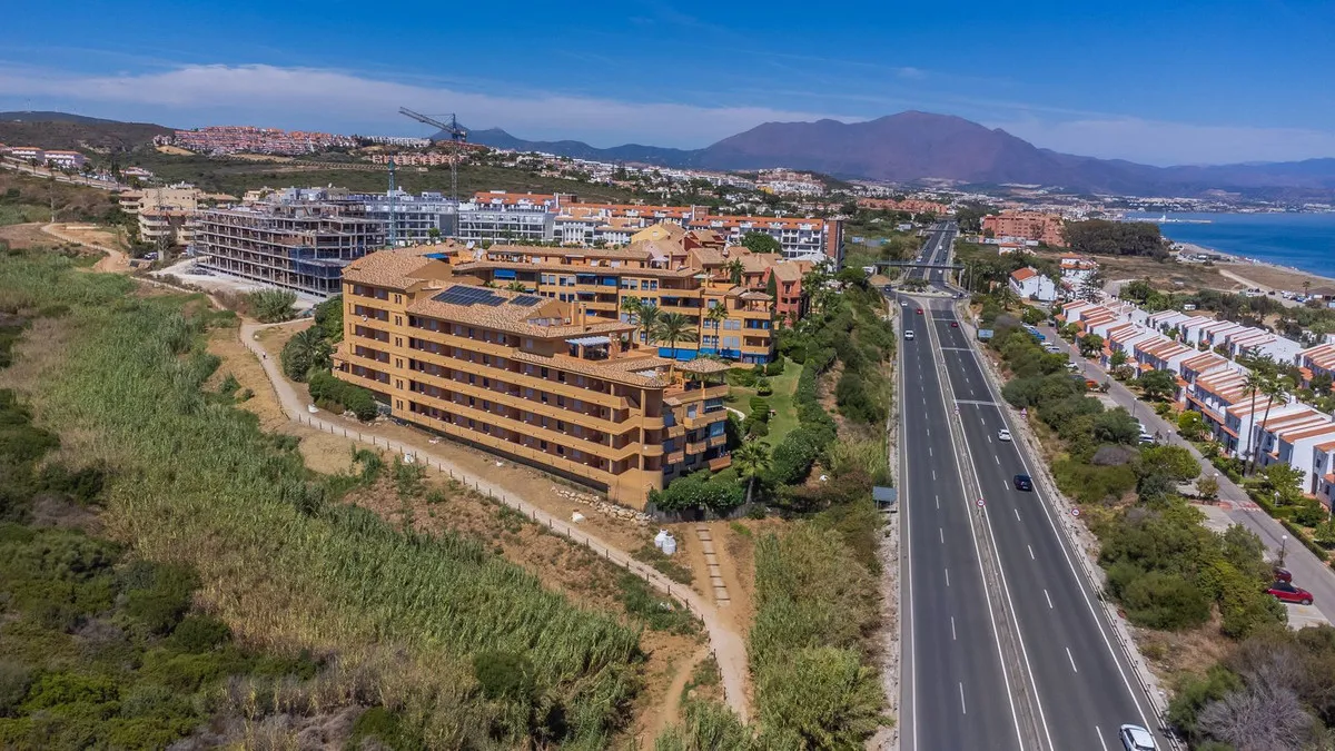 24daa9e3-7982-43bc-a646-0fa9d2fa4fa3