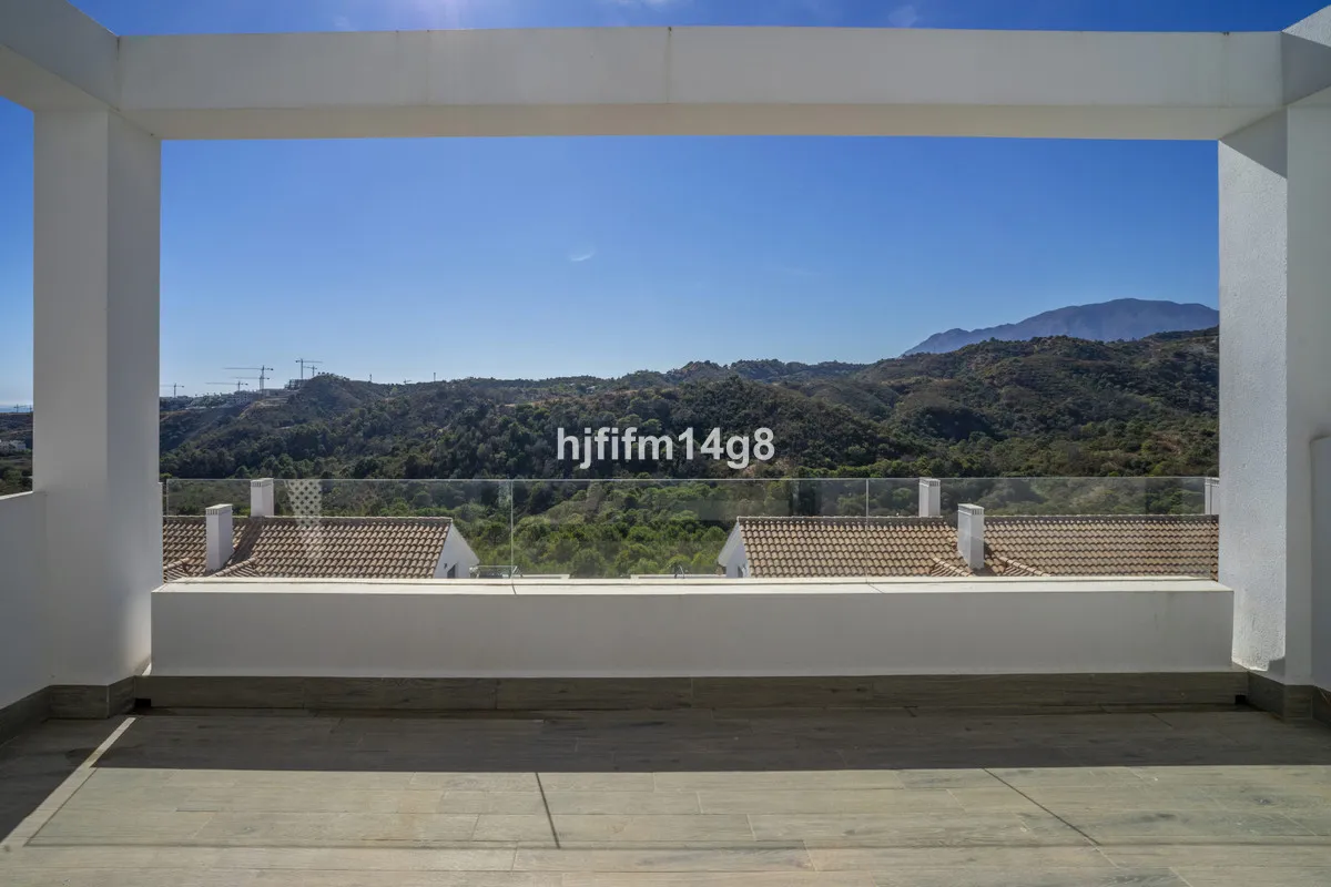 f882f10f-ffab-4963-9e53-03ab4b0a142a