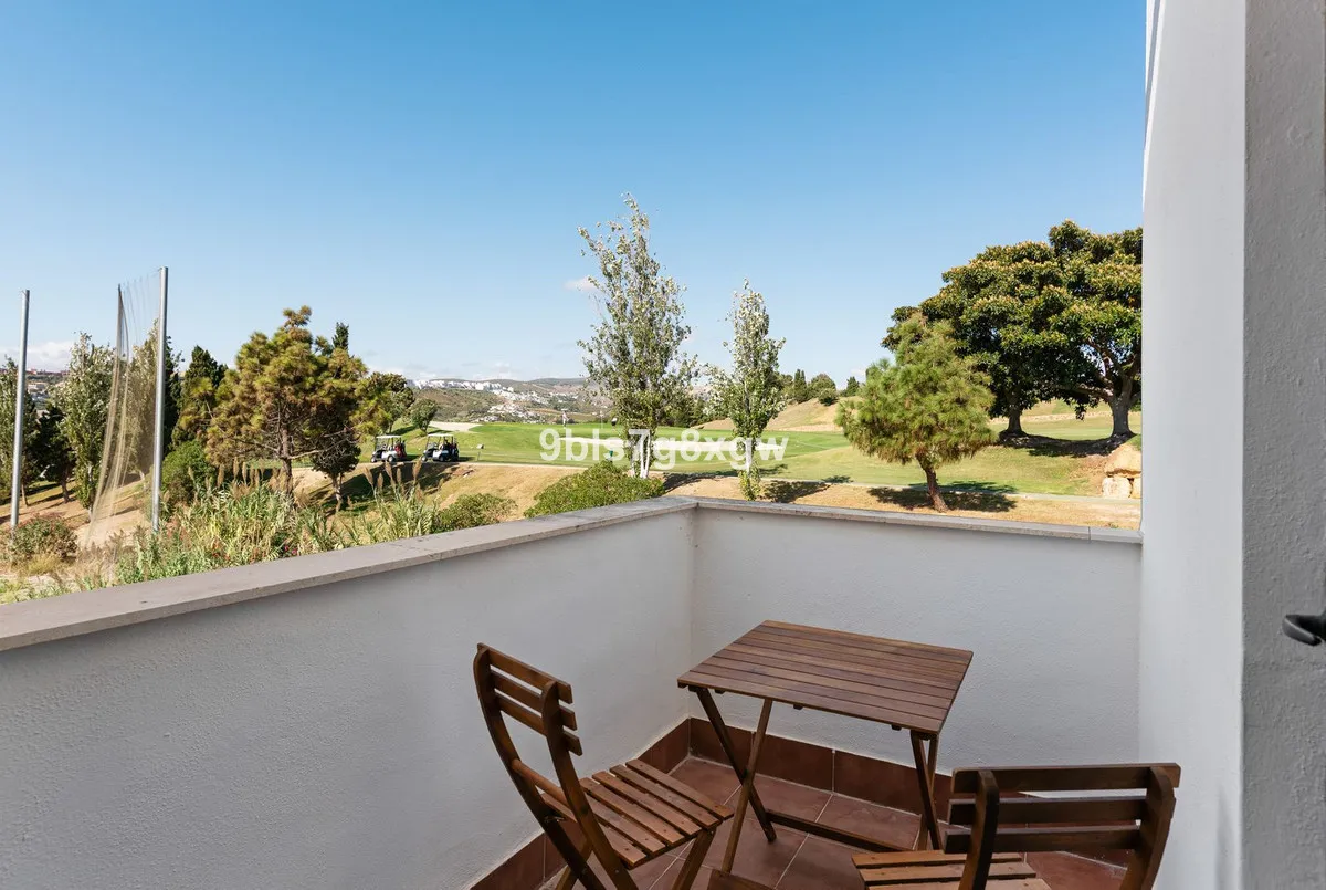 2e24ca2b-1a56-463e-aad4-bbf2e34085ae