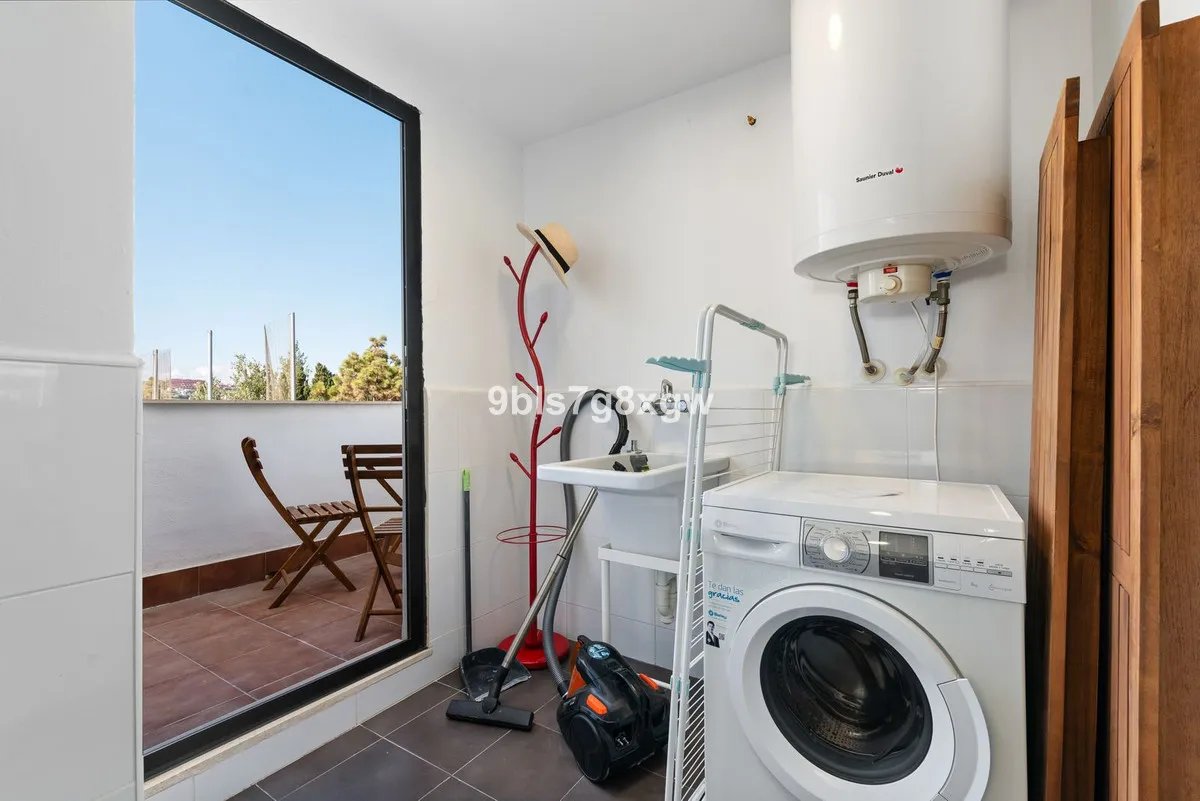 902735cd-f4f6-4870-b281-d6157e7bdc62