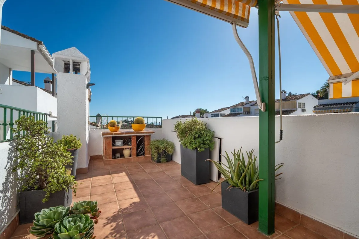 167c410c-523d-4c21-993c-a7a4a929145f