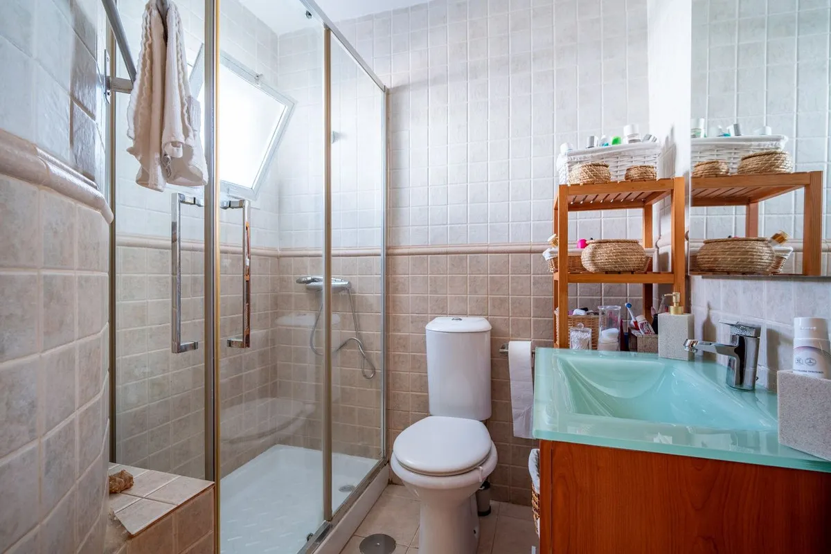 ffde0af9-4e78-44a5-98ff-fc9bd22f2d5d