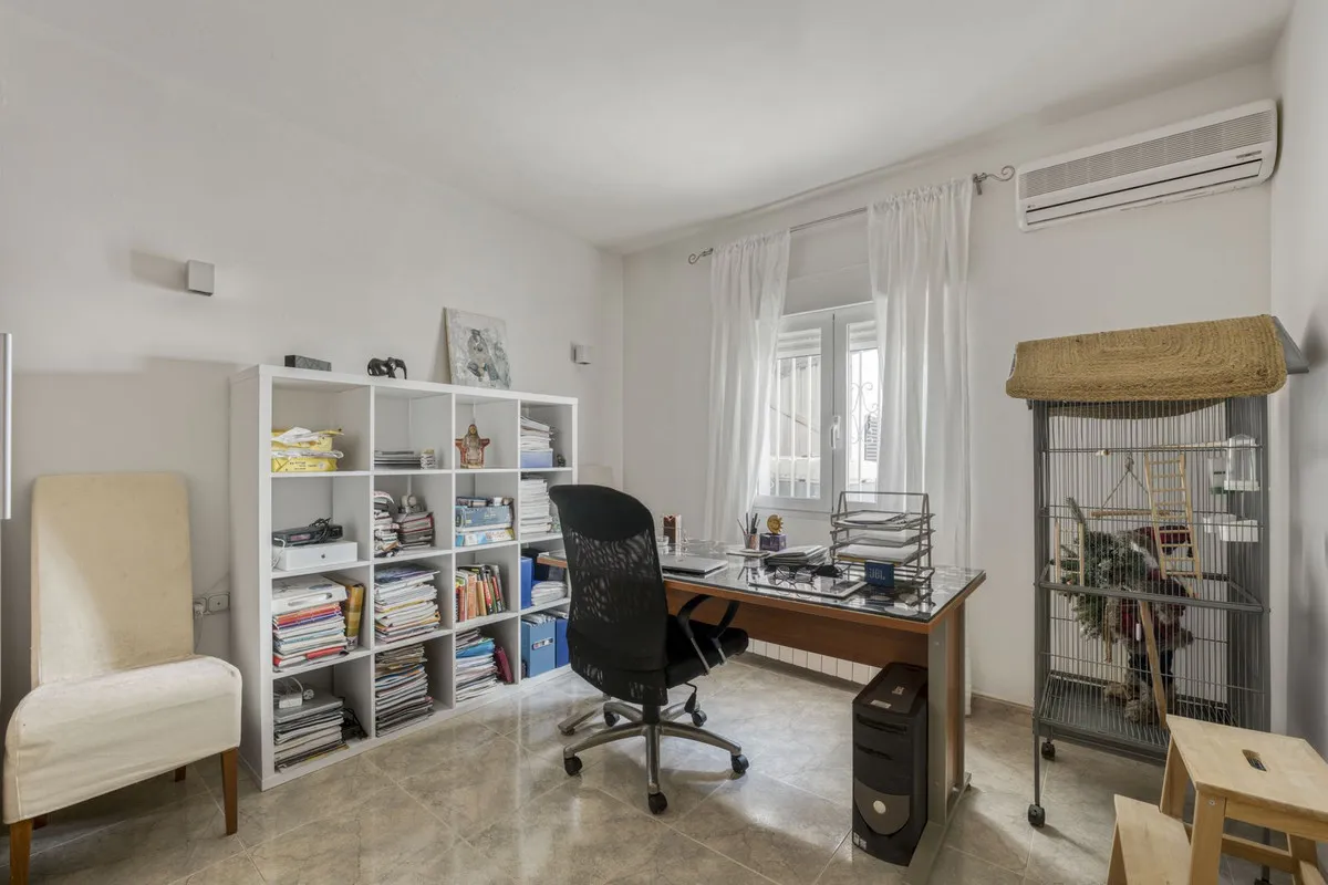 04326256-5bb2-4137-b8ed-ebea7d1a2d32