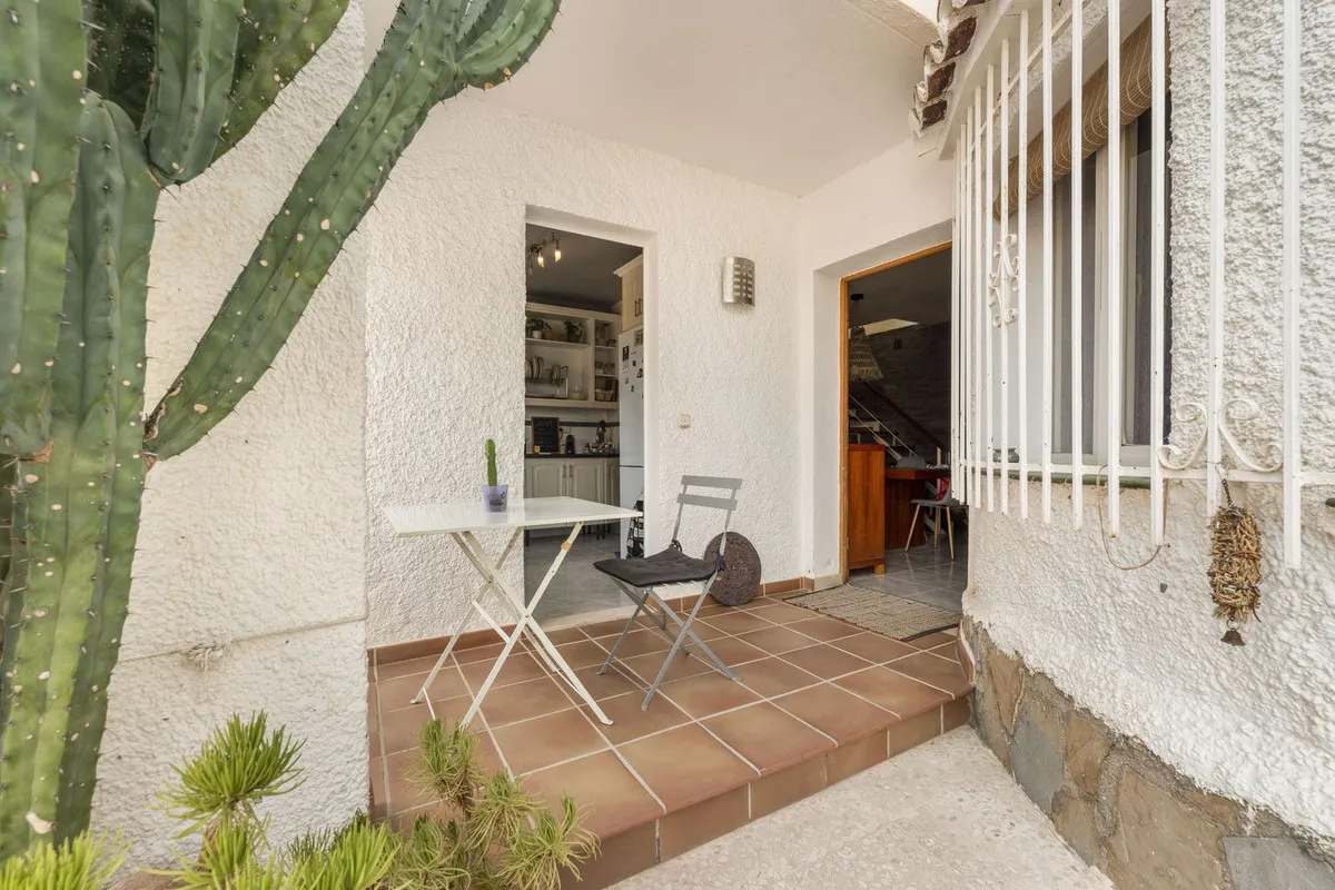 085235d3-8271-44c2-9ffb-9fdfef6800f6