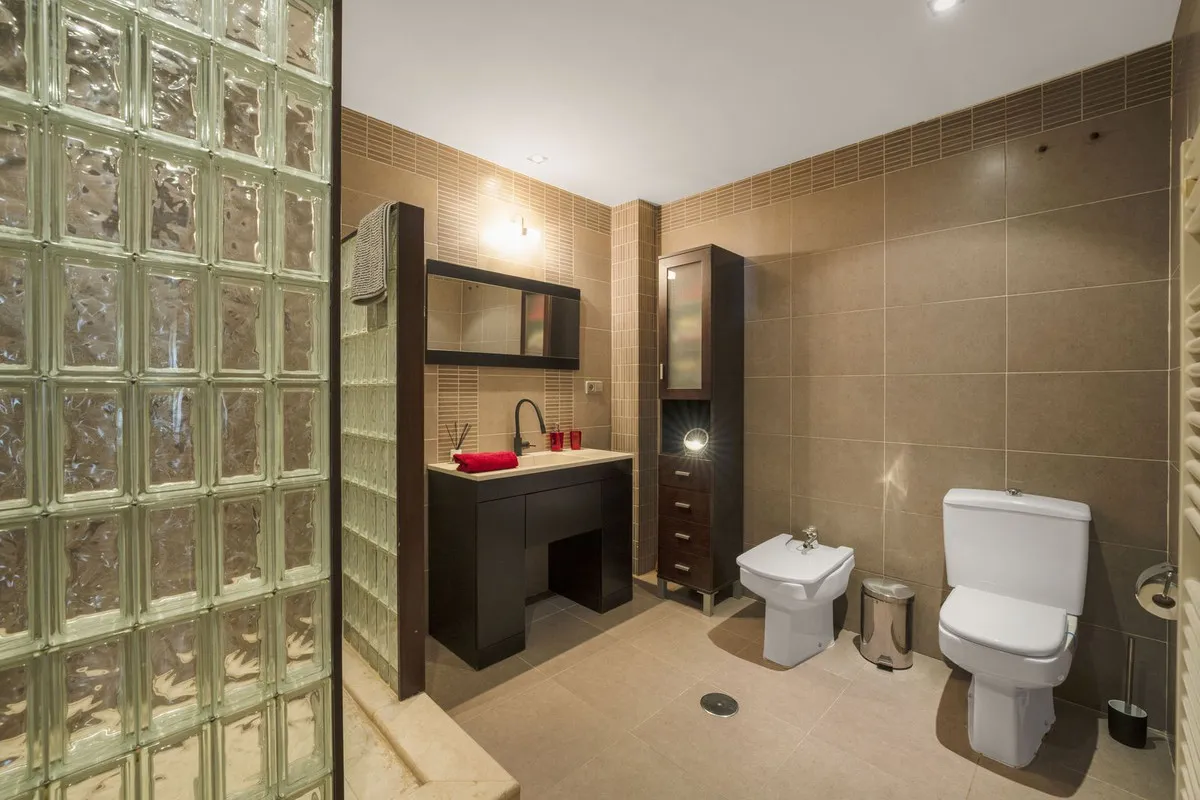 21fd68f0-5366-4439-b28f-c19bebe5ca6d