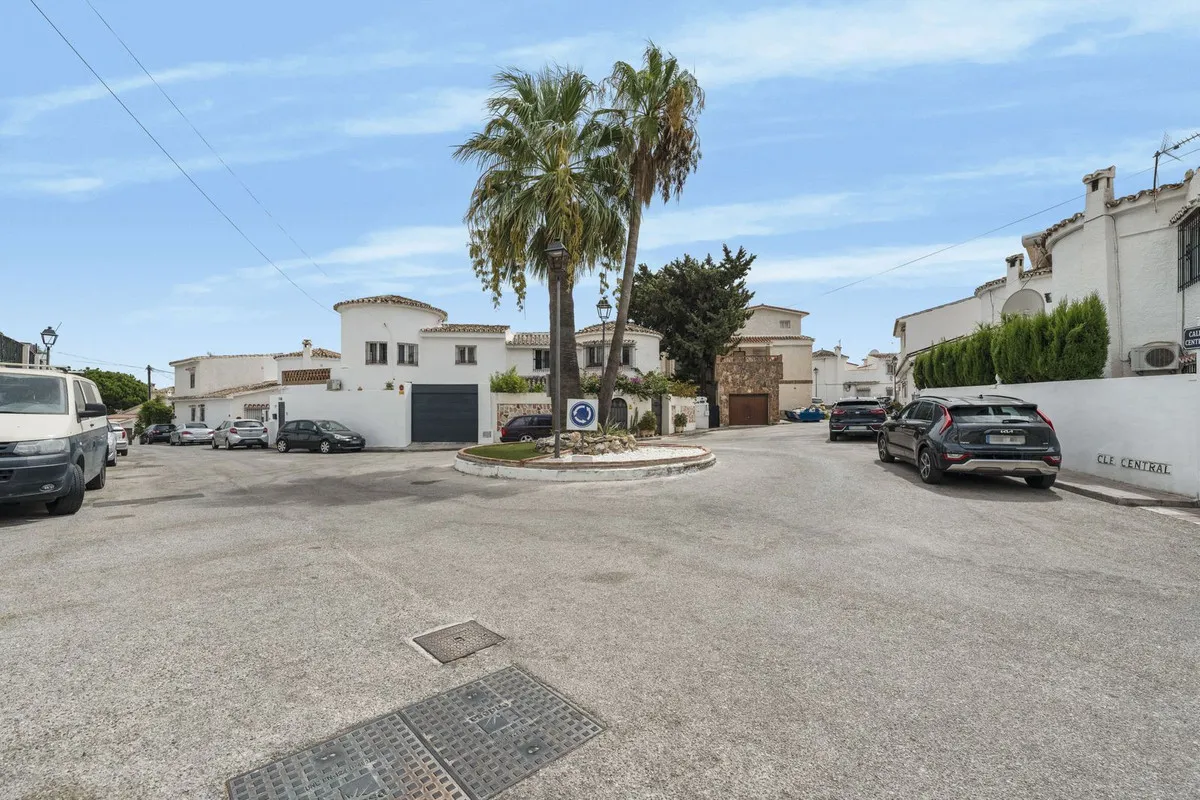 662fe0dc-aa4e-4cec-871d-72eb23ac1a7b