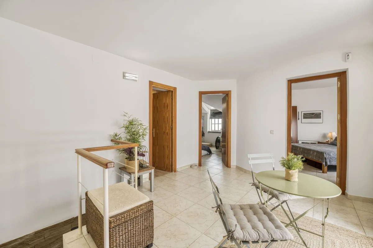 d3ab56ed-23df-44f6-90c9-4efa6dde17ba