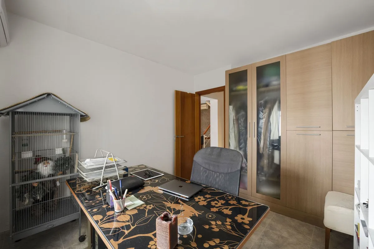 efc0ec81-8d70-42f6-b2a4-a96c673465f1