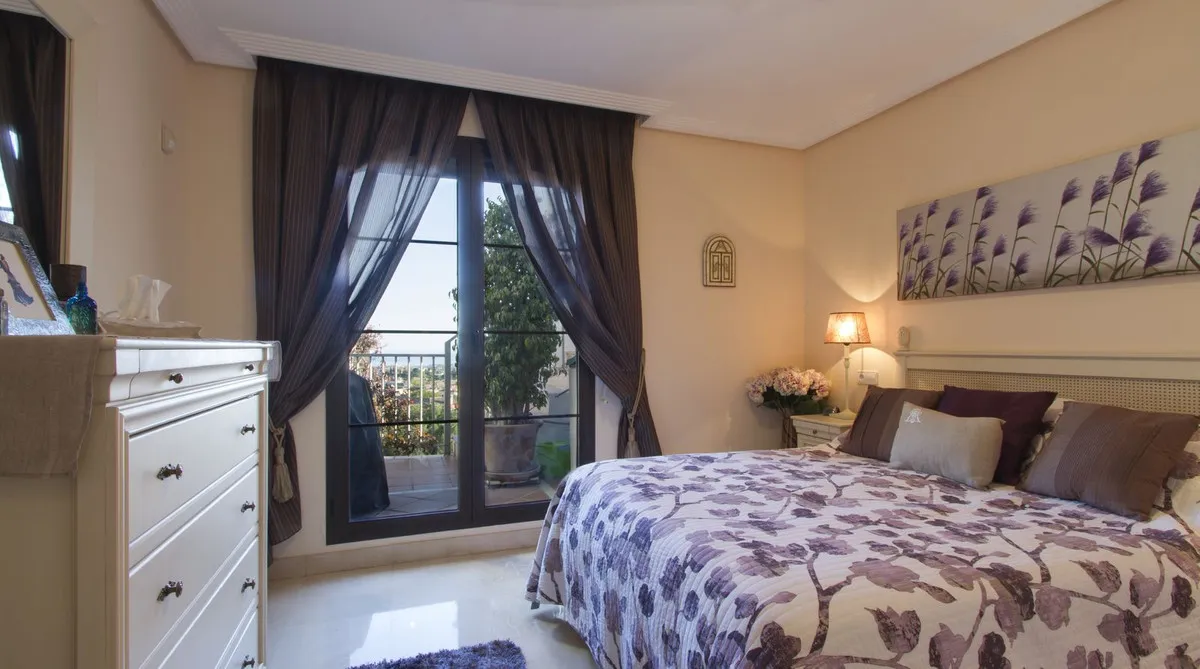 2a01bc40-5d31-4cf9-9b10-bd2e98bfb6e8