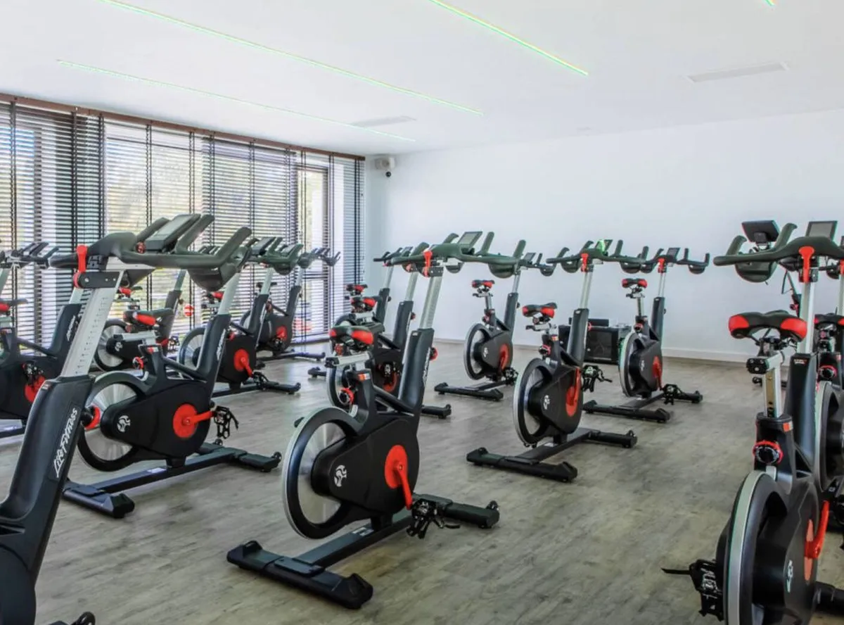 445fca42-dda9-4998-9c32-242151158a26