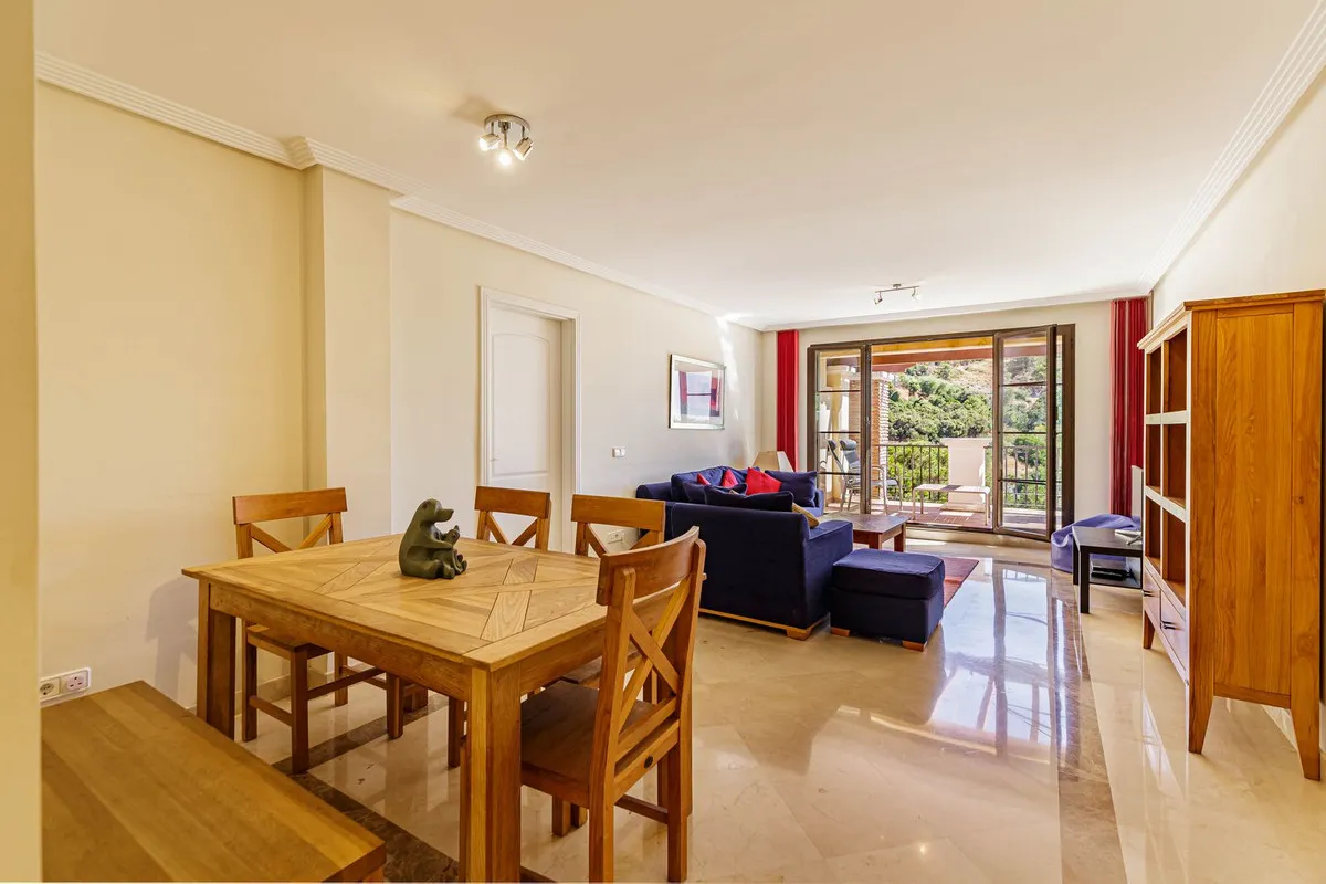 69384869-7de5-4ca2-86fc-4d423257087e