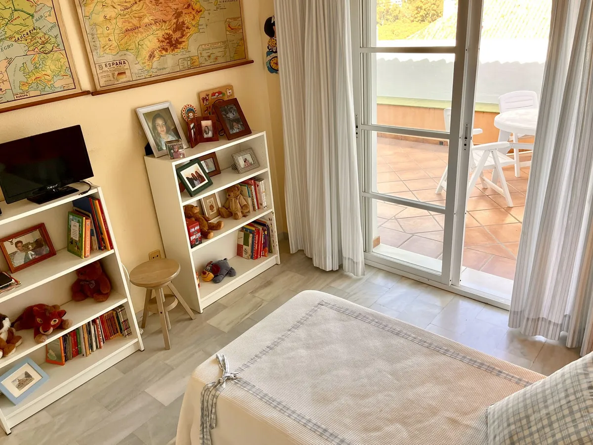 4ab3251f-9b0e-4e41-8f56-c636dfe61d66