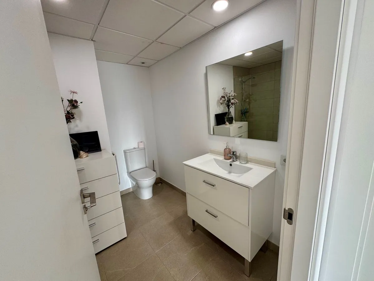 cb41c3b5-5cb2-4aaf-a73b-af290b9043c5