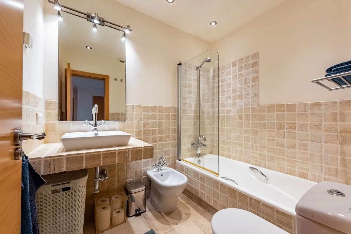 4dbc867c-832a-4d12-a000-c7c3e5552701