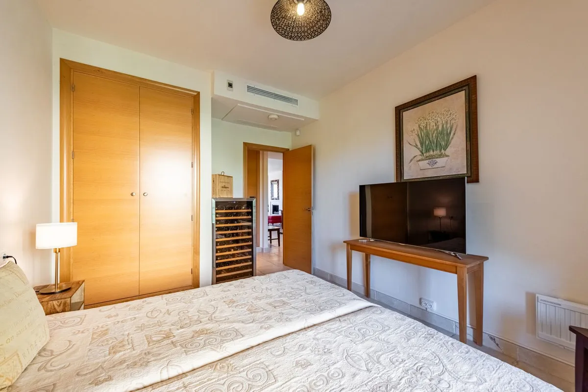 71cd6f86-0b84-450a-bd00-f81e05c6cd52