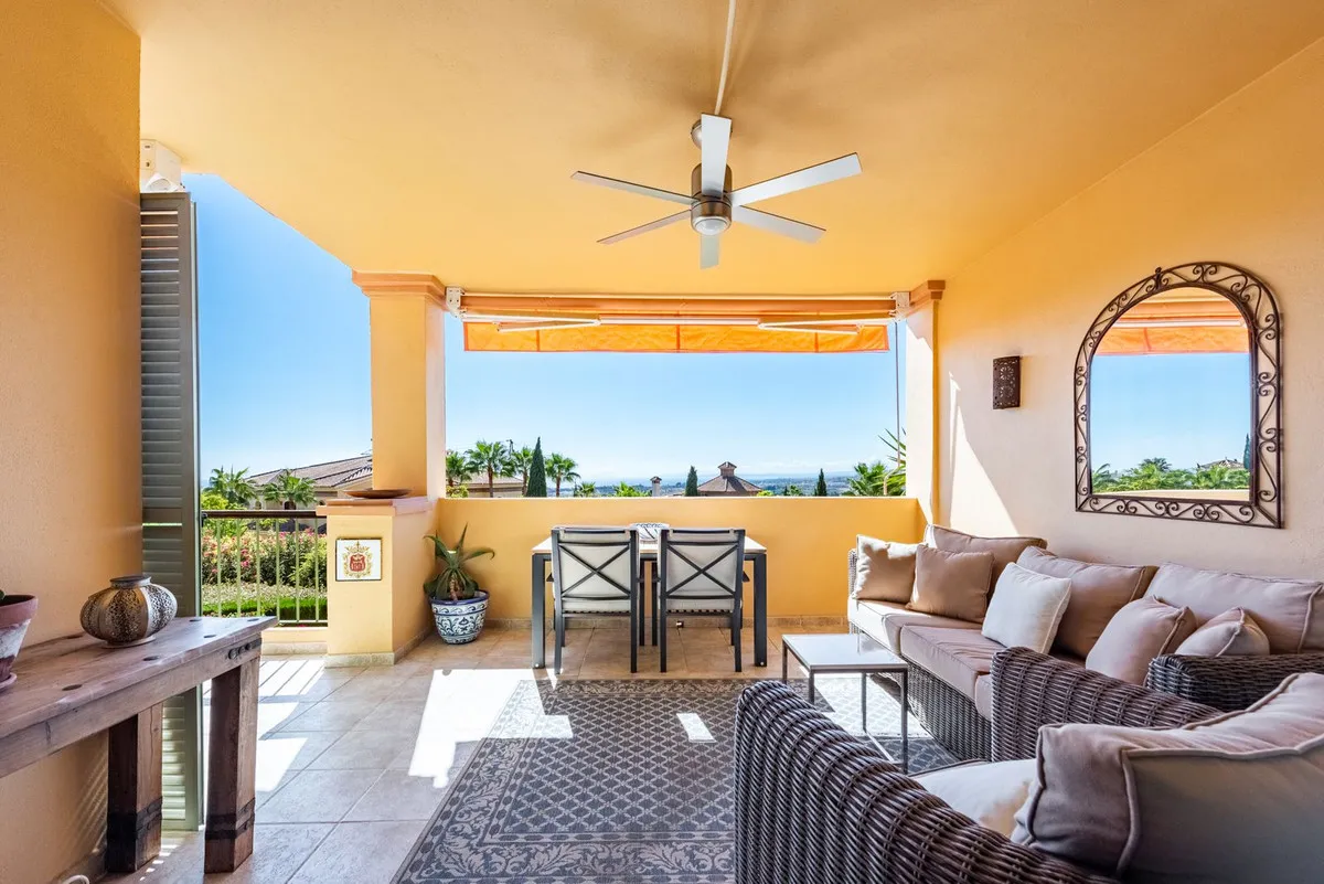 9b8ebb2e-dad8-44c2-a55a-99d42a00ef06