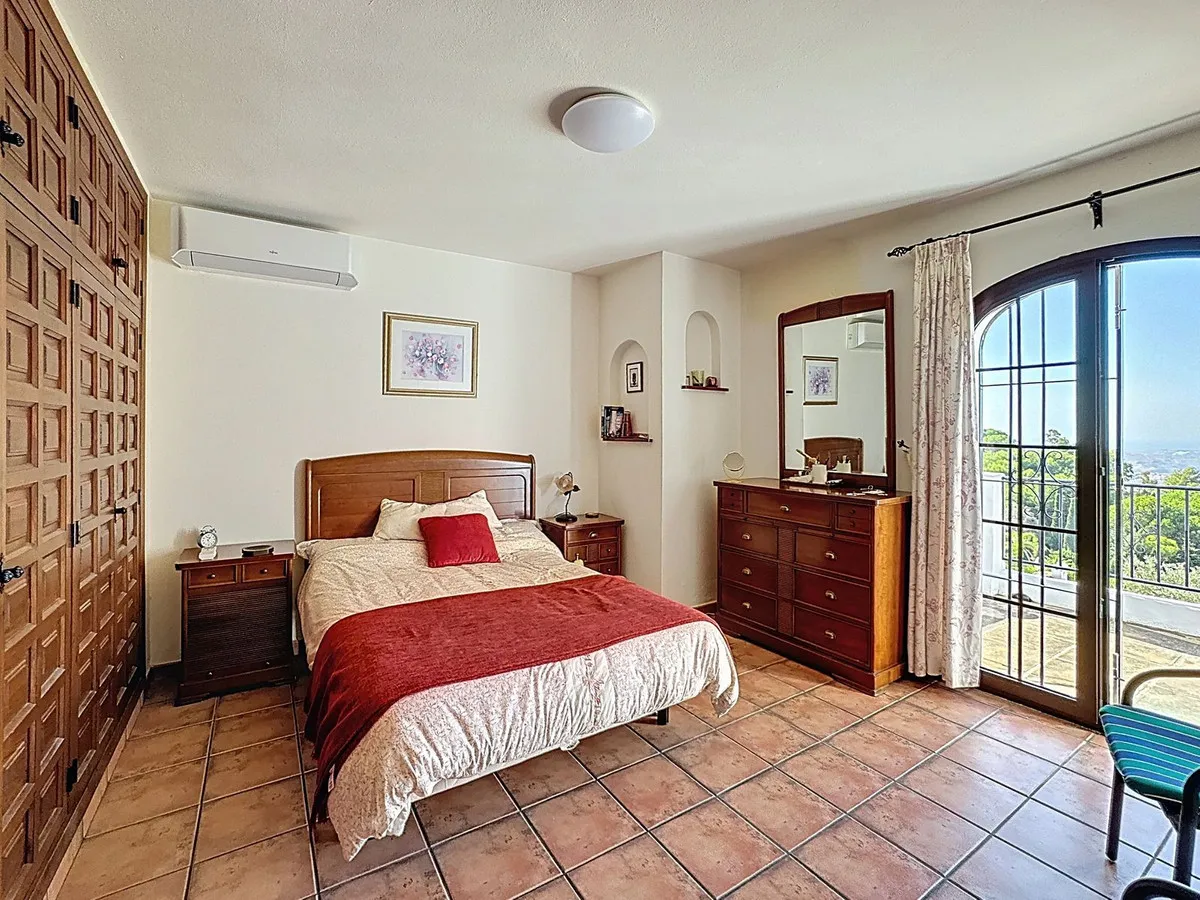 d1eb4323-0ea6-4166-a649-1d72bc15febc