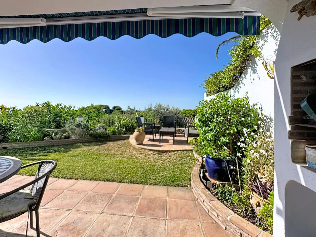 e5ef1766-5808-4561-82c8-dd0ce805bd7d