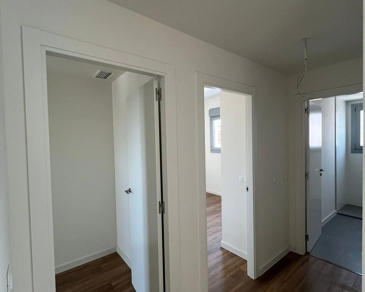 cc2b41cd-4bee-4cf6-8c8d-572a7bf1cae5