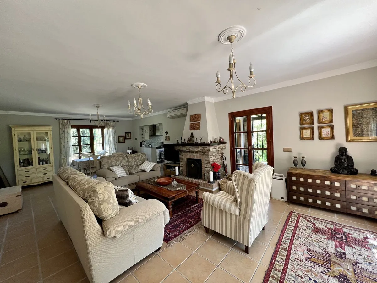 c352cd0e-4ac7-4383-b122-5be1fdaea314