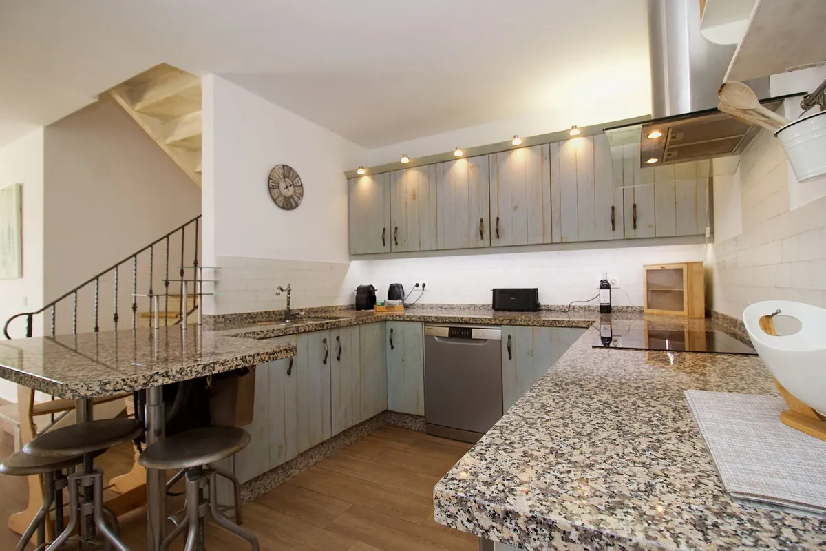 3e7f35b8-11cd-4d0d-8d6d-af1c4b80131c