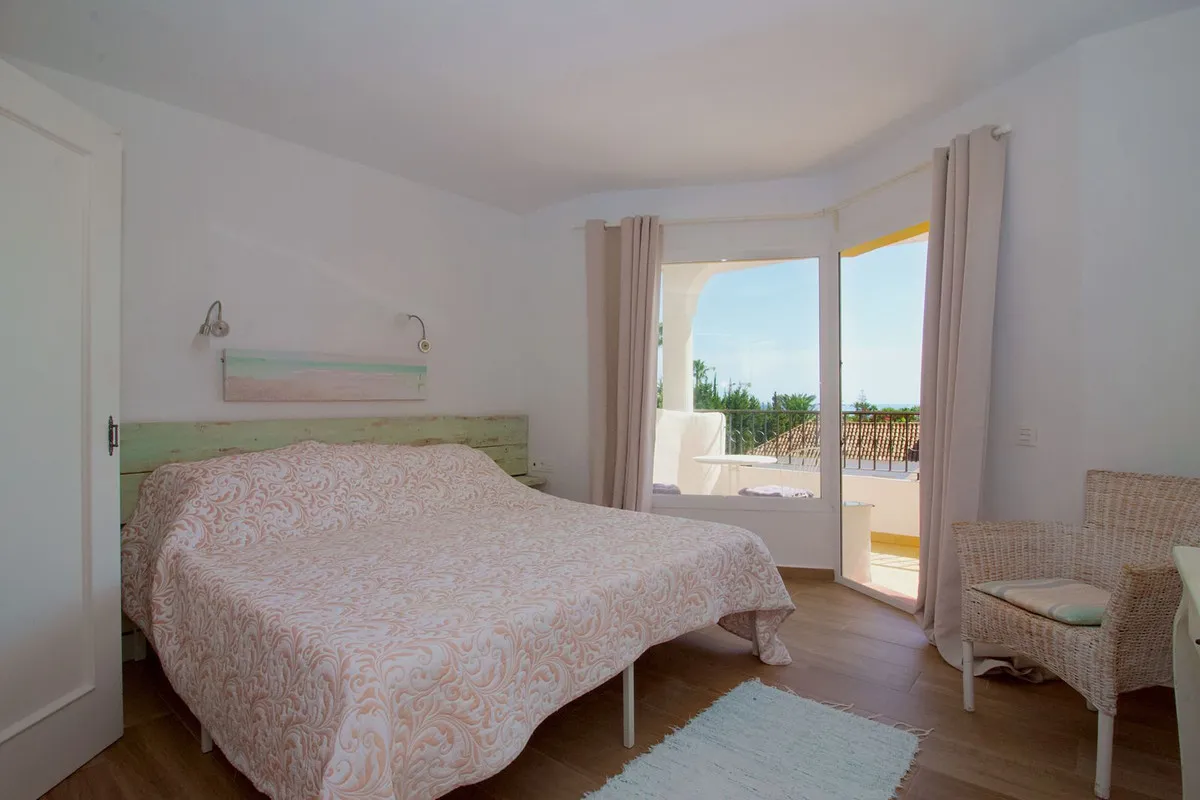 99ffd054-4e3c-4fc7-9918-57547d125755