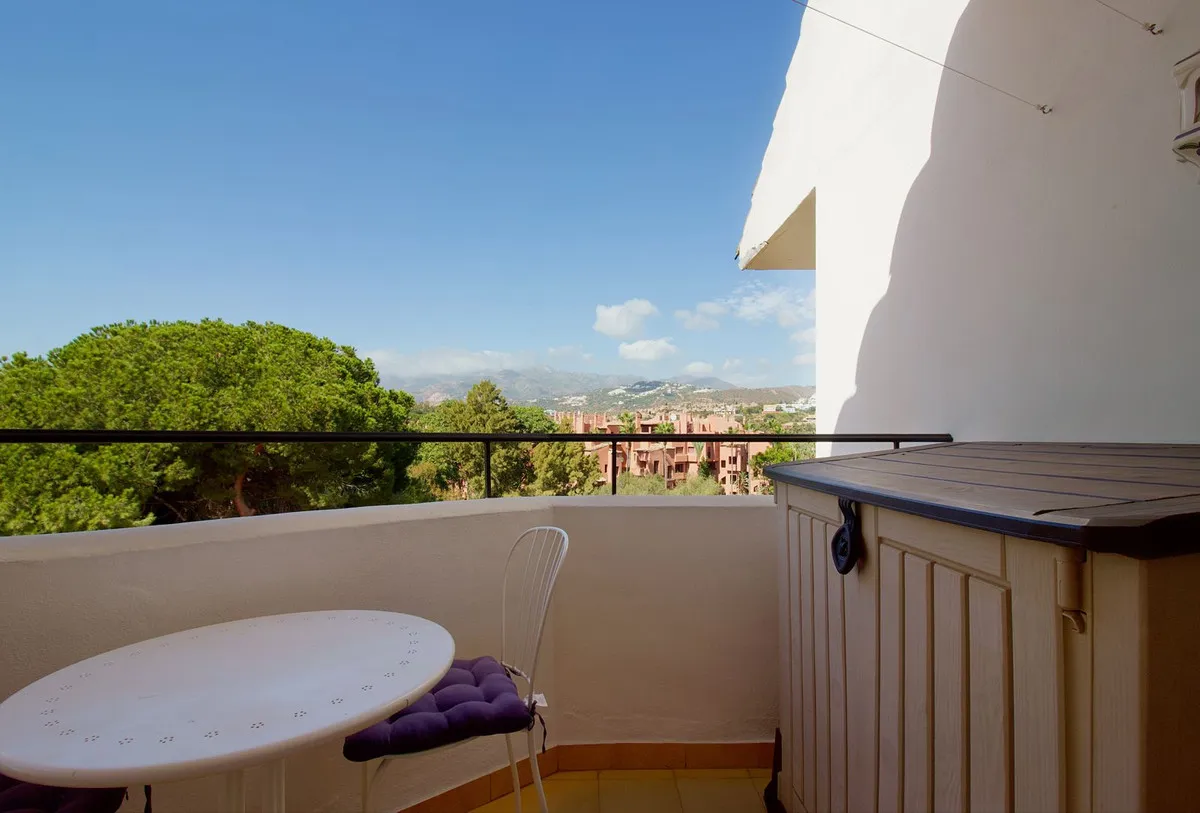 c1a5b4fb-17fb-4203-a4ac-42a65cfe3292