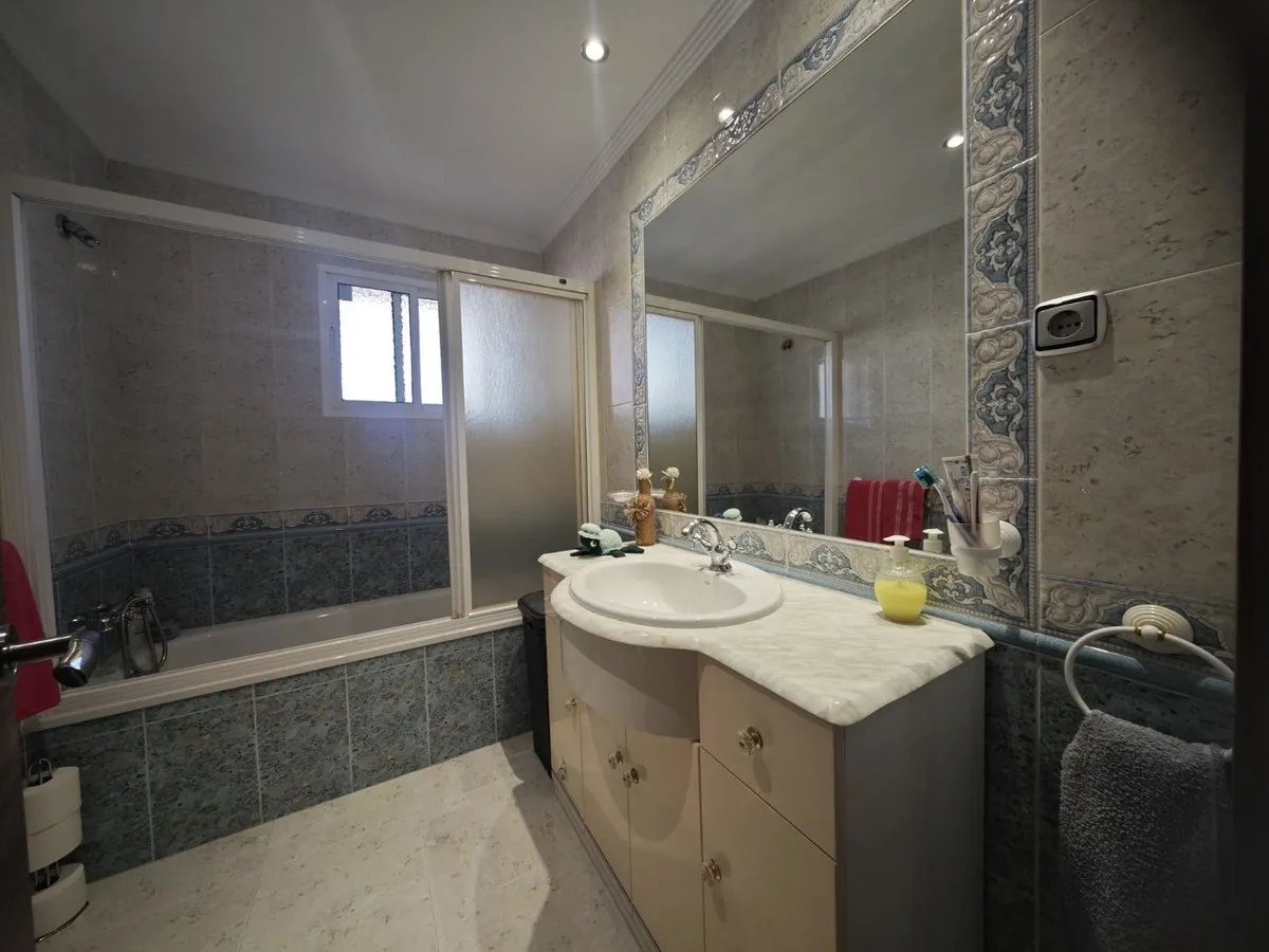 d551ee81-c91c-4c48-8cd2-a2962367bbc1