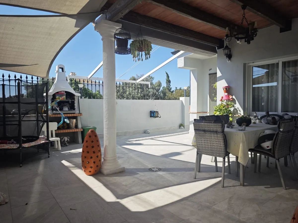 f89ad251-6adc-42f4-a8ce-6310f7d863e4