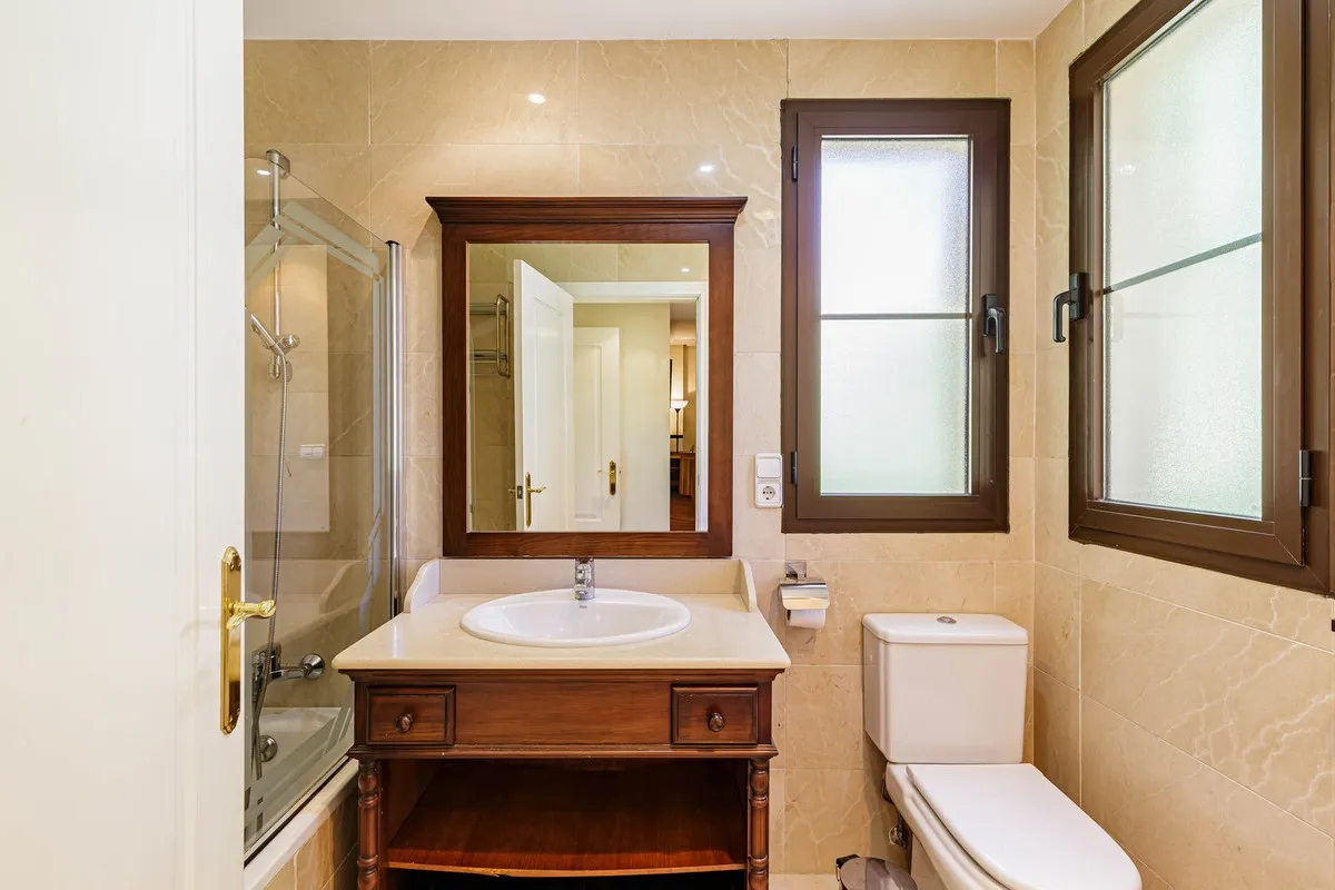 3ef5c283-f823-43a2-ac93-ab09dab500ec