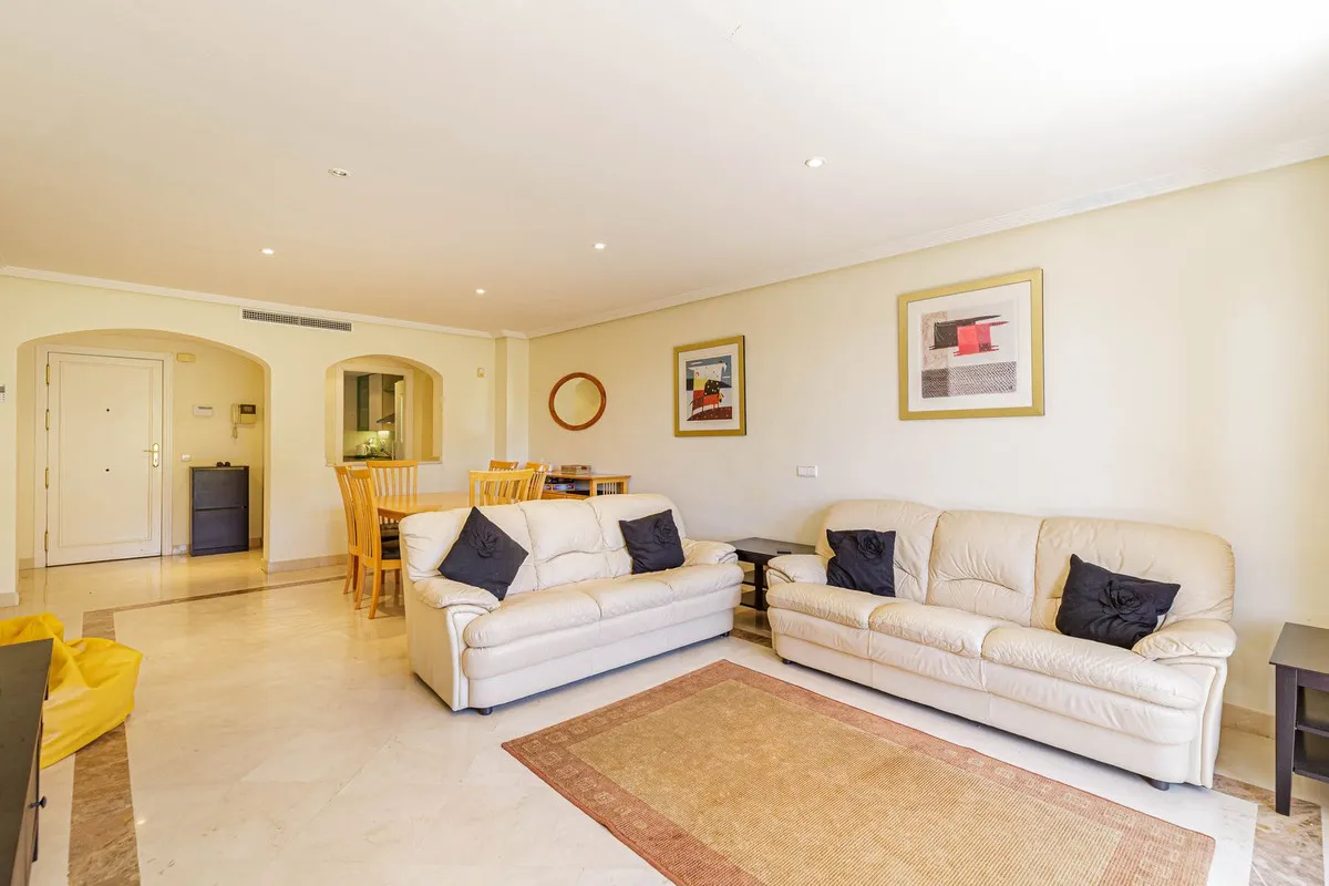 a5a9aa06-a2c5-4e50-bc10-92e5c55fa61e