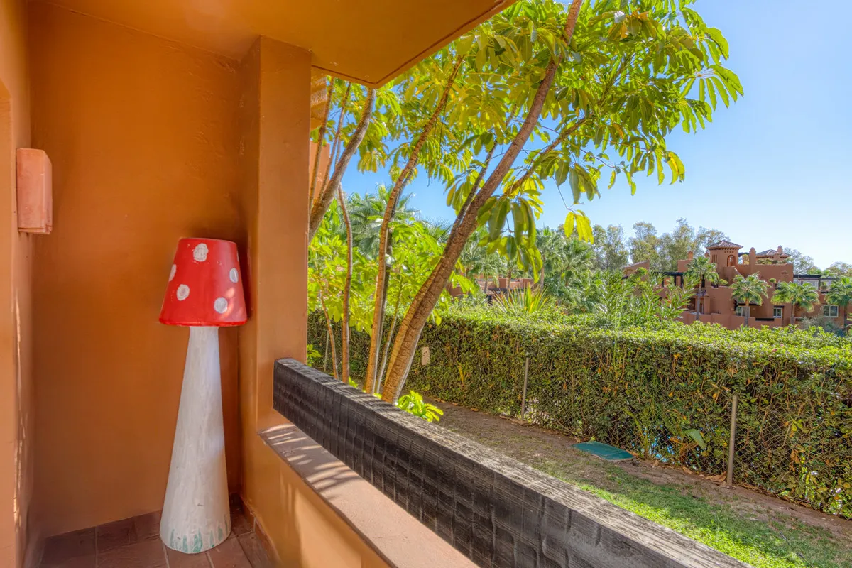 8d5189b9-f726-4d77-a506-9bbff492f942