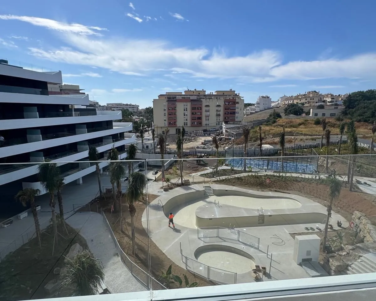 ee1cdbea-6033-4a84-8c74-422b810a8763