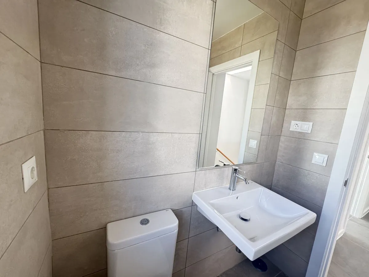 1005e7e6-0bdb-49b7-8285-b9059b31cf53