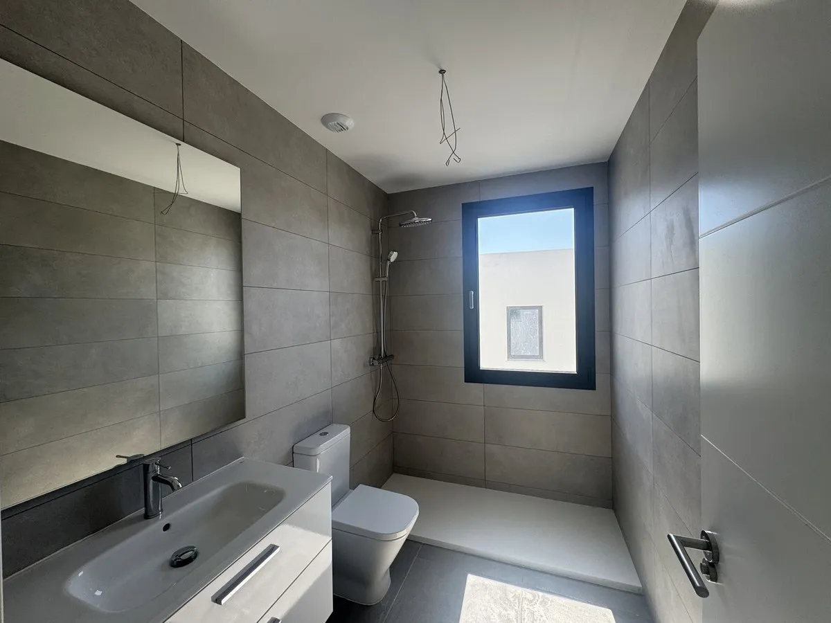 ce827984-64f7-4e09-9df8-3ae8c2b75214