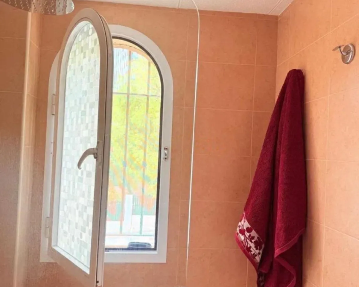 d23e4abf-0b06-44fc-8b20-8e087646e980