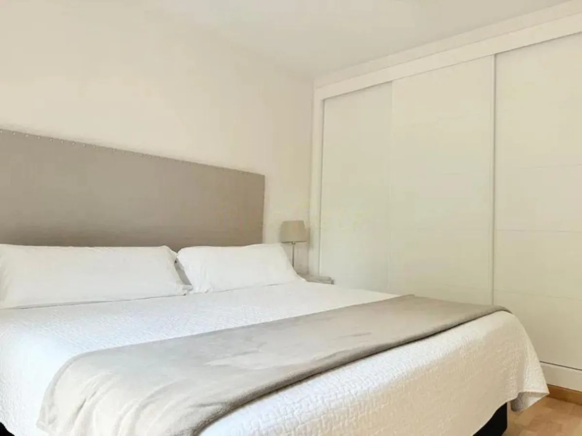 f897cb7c-ca2d-455c-a5b0-3edfb0ee6f81