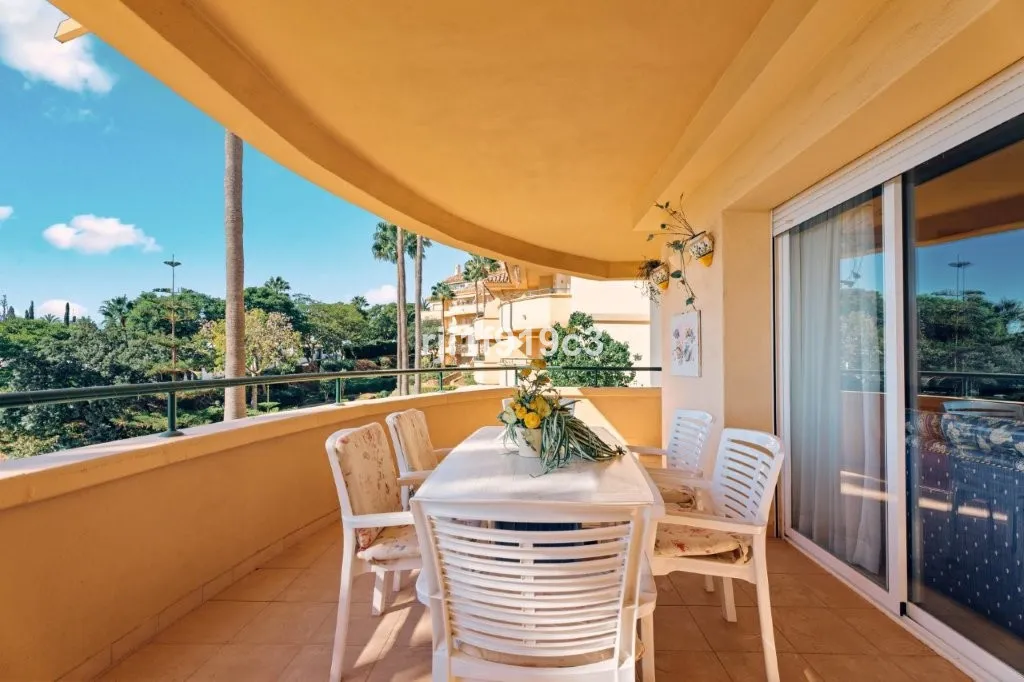 5e58c366-87fc-4116-a631-d54fb5a1940b