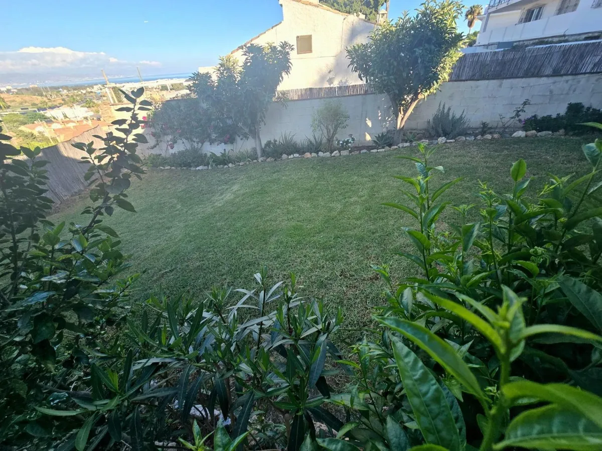 32e3f244-3721-4466-963c-69aef4406756