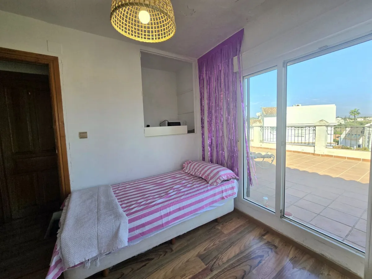 5e70a86b-a570-4357-9859-603bfccd8900