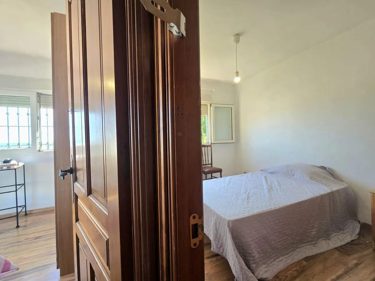 a123579c-9d12-4e8c-915b-375fa91cf006