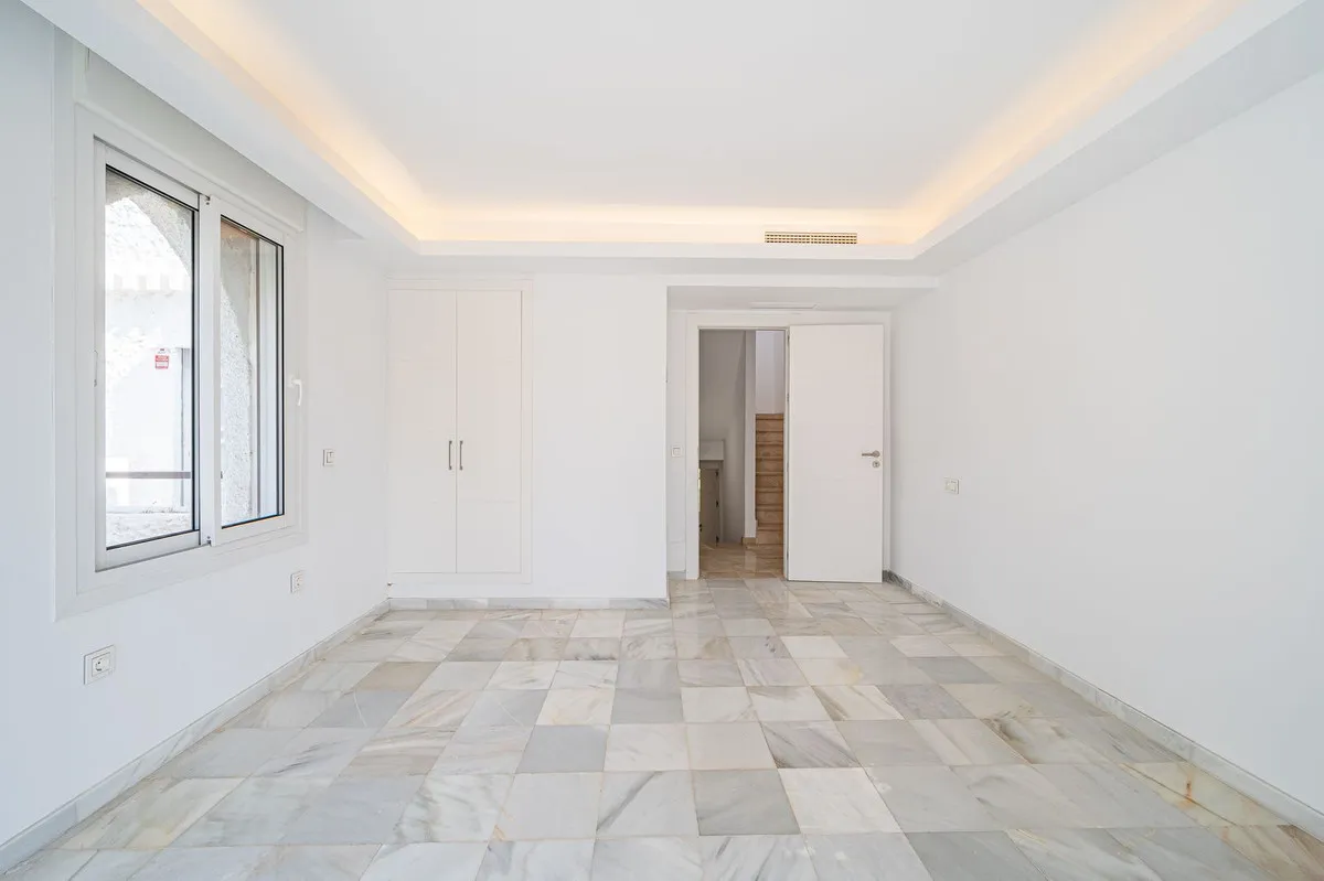 7d72dd54-9f77-4cc7-a54f-e375123d7c14