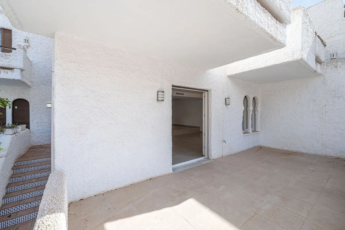 93f8e431-cdb7-424d-ab40-6f96868cfd49