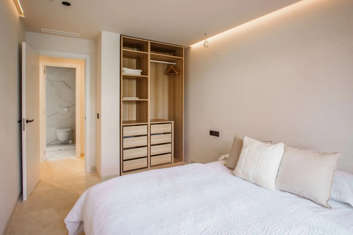 96da6e37-134b-48fb-a473-4ab7beec0eea