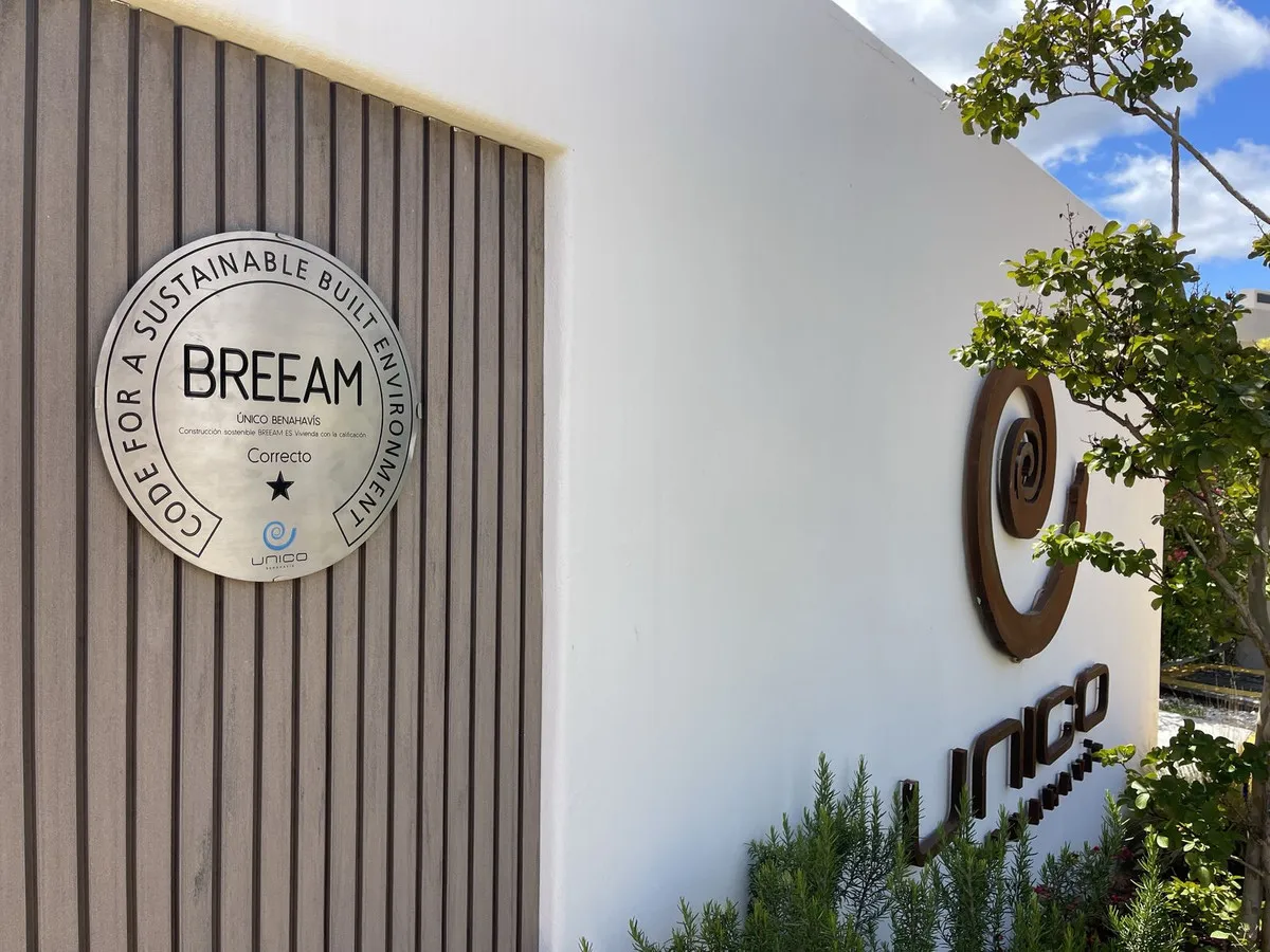 8acdc95d-9b60-44be-a0d1-599c4801035c